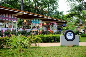 Skandinavia Surroundings Taman Gajah Tunggal