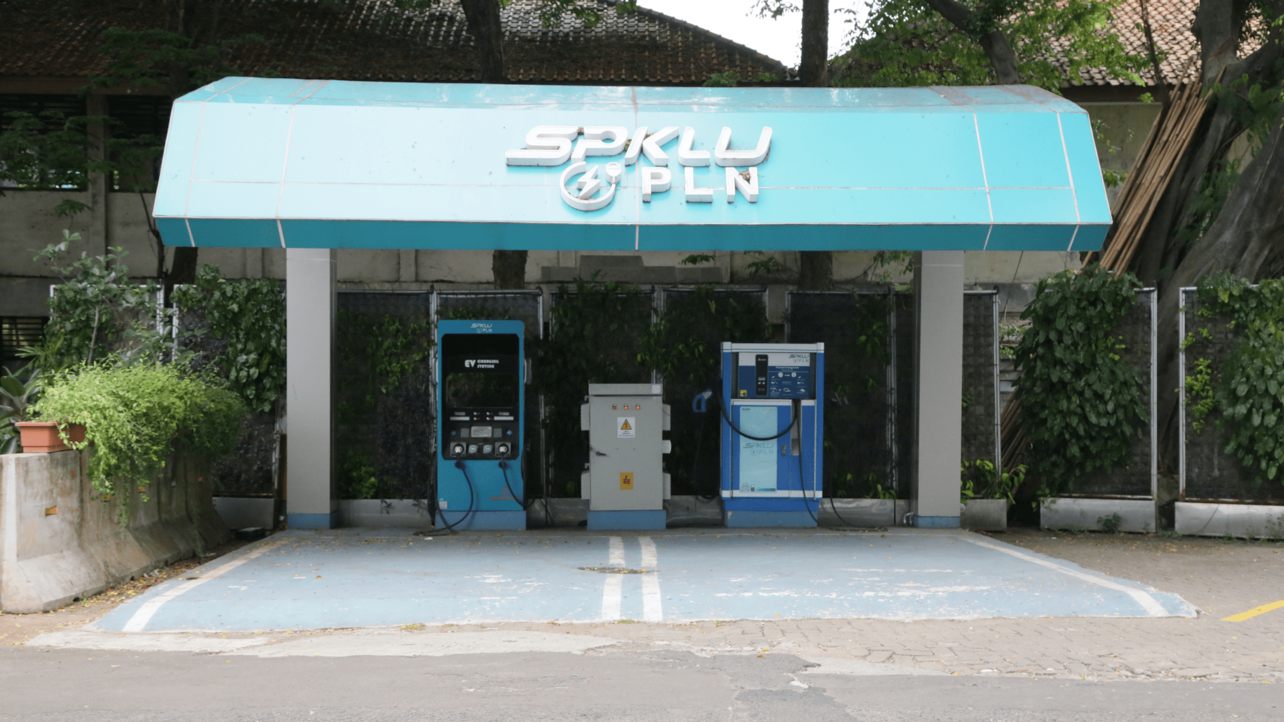 SPKLU Electric Charge Station