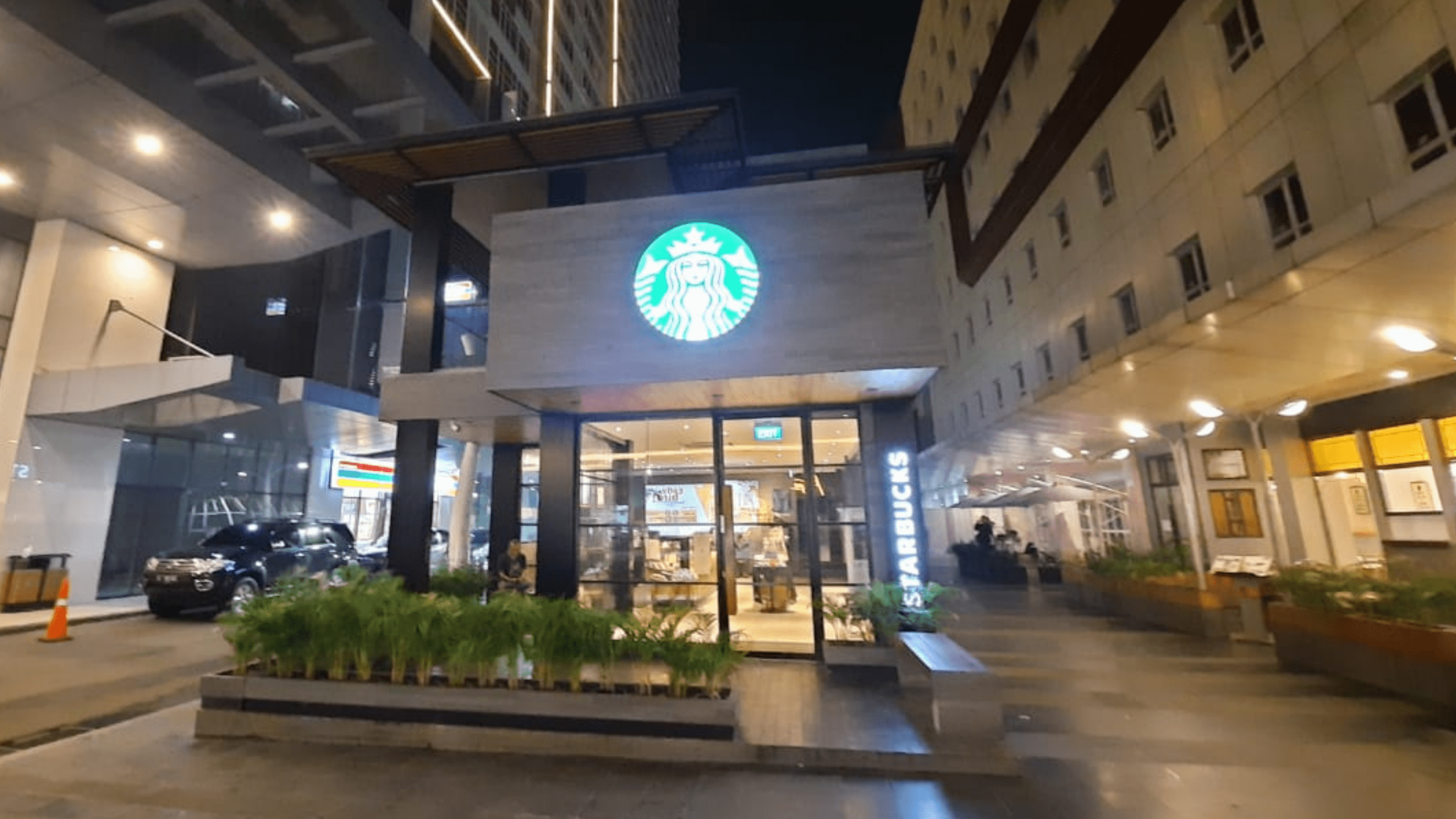 Starbucks Tangcity Mall