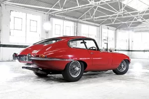 Jaguar E Type