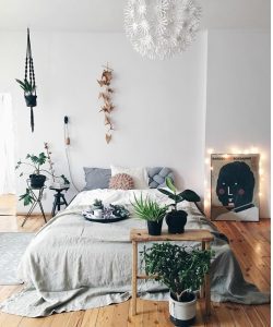 Kamar Tanpa Ranjang Bernuansa Alam