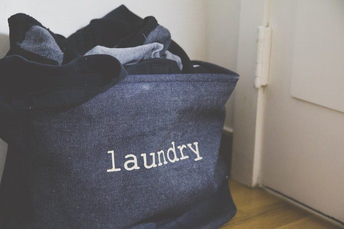 Cara Membuat Tas Laundry Sendiri, Simple dan Irit