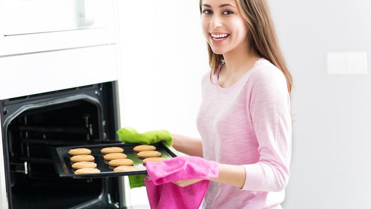 5 Tips Mudah Memanggang Kue Jika Tidak Ada Baking Paper di Rumah