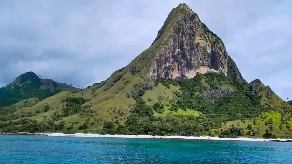 7 Pulau Paling Aneh di Dunia Menurut Sains, Berani Mengunjunginya?